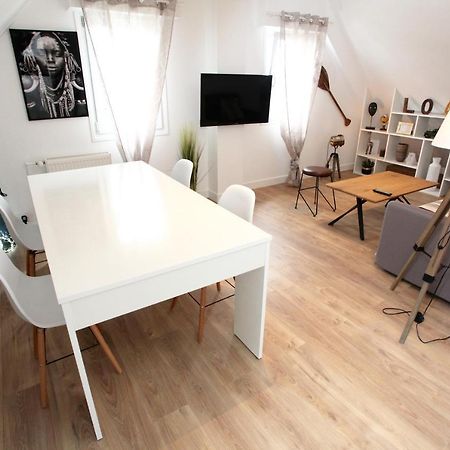 Cosy'S Massai Apartment Лармор-Плаж Екстериор снимка